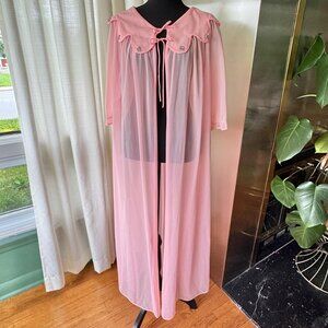 Vintage 60s peignoir, pink/peach robe, scalloped Peter Pan collar, wide sleeves